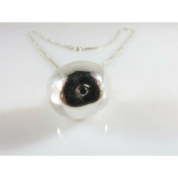 Unusual 3D Apple Pendant with 20" Box Chain Sterling Silver Necklace - Picture 7 of 12